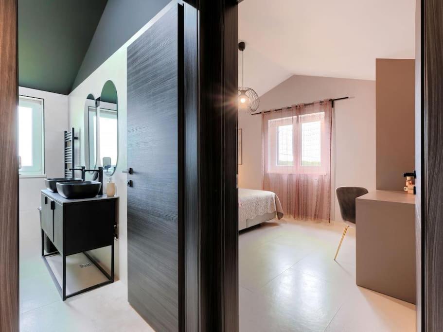 Rokvilla Apartment